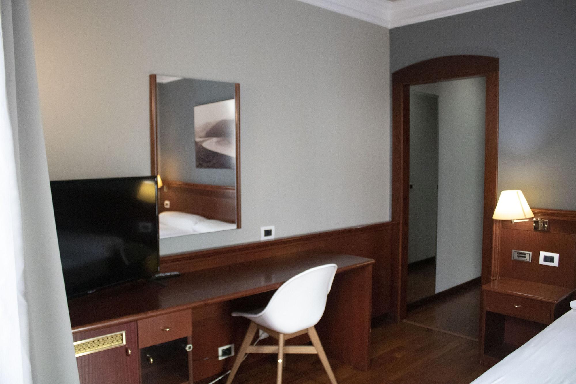 Hotel Alda El Suizo 费罗尔 外观 照片