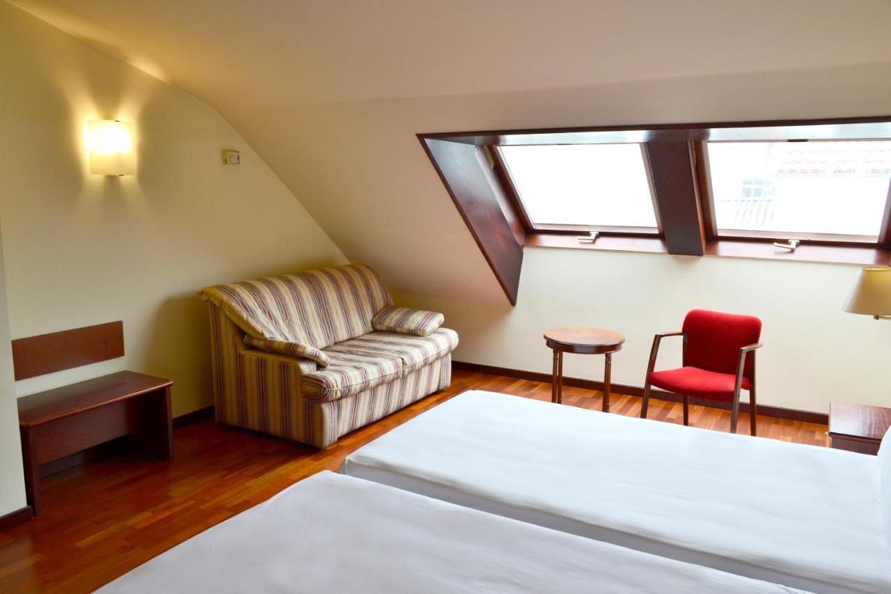 Hotel Alda El Suizo 费罗尔 外观 照片