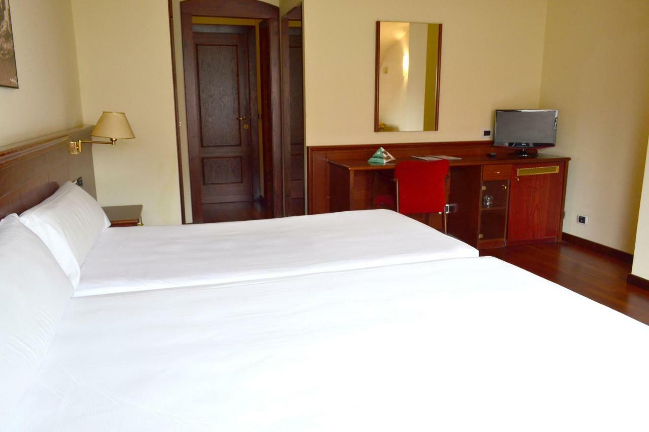 Hotel Alda El Suizo 费罗尔 外观 照片