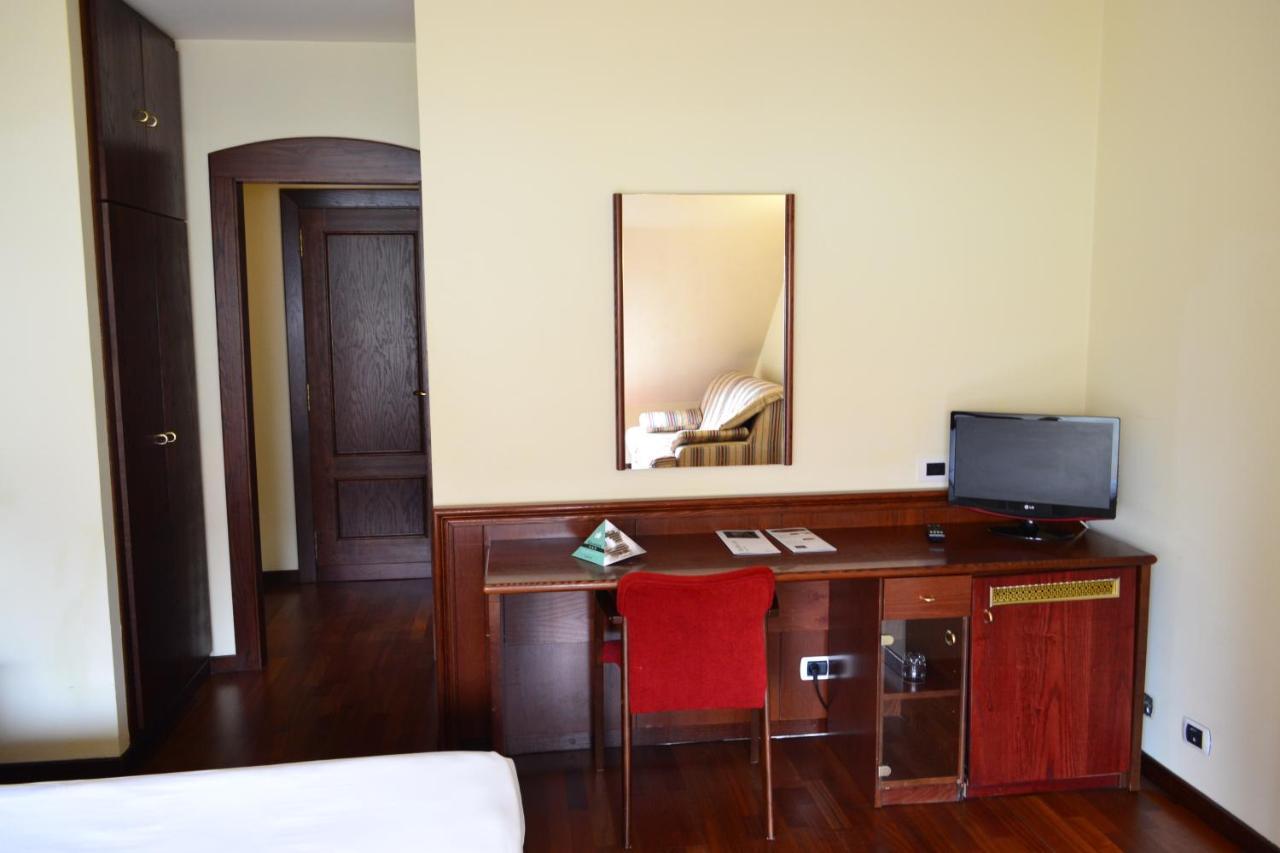 Hotel Alda El Suizo 费罗尔 外观 照片